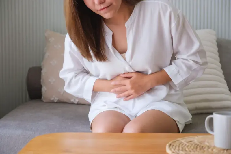 Ból brzucha po jedzeniu